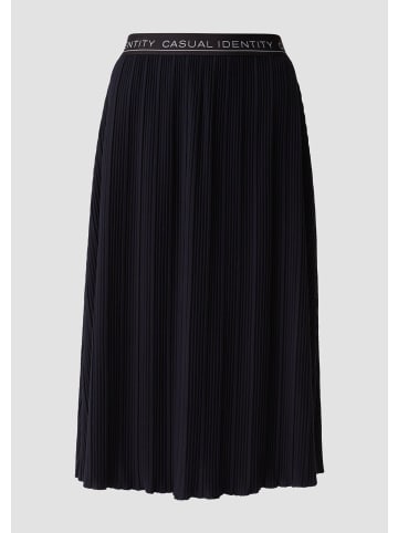 comma Rock in 5976_navy