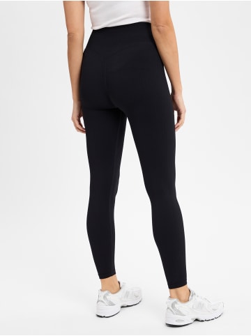 Aim'n Leggings in schwarz