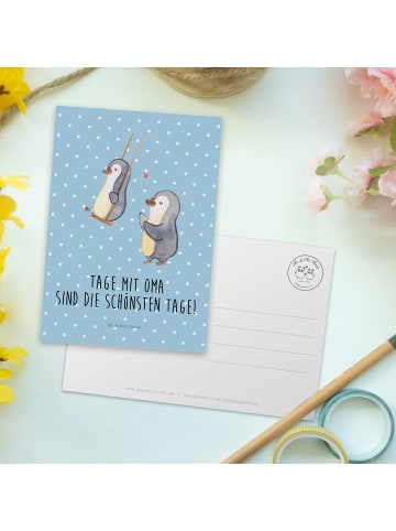 Mr. & Mrs. Panda Postkarte Pinguin Oma schaukeln mit Spruch in Blau Pastell