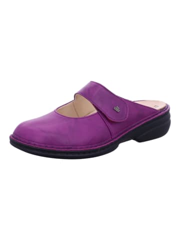 Finn Comfort Clogs in lila