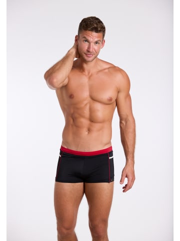 wavebreaker Badehose in schwarz/rot