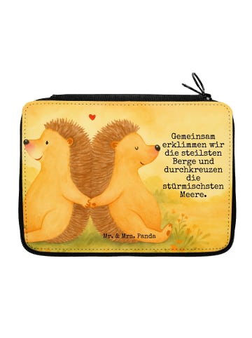 Mr. & Mrs. Panda Mäppchen Igel händchenhaltend Design mit Spruch in Weiß