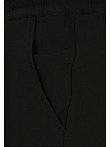 Urban Classics Hosen in black