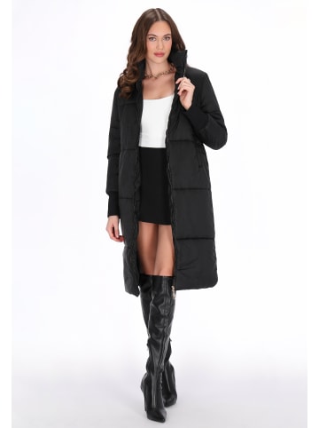 faina Women Coat in black