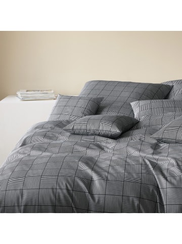 Elegante Bettwäsche Crossover in schwarz weiß