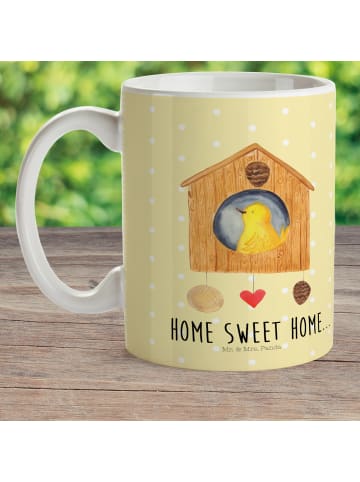 Mr. & Mrs. Panda Kindertasse Vogelhaus Home mit Spruch in Gelb Pastell