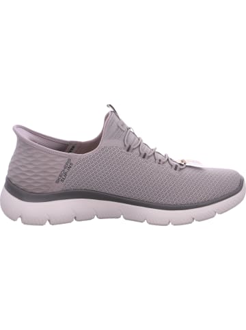 Skechers Slipper Summits in Beige