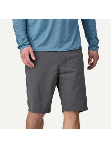 Patagonia Shorts in grau