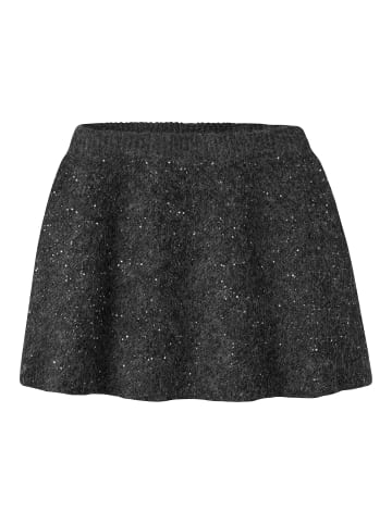 name it Strickrock in Black1