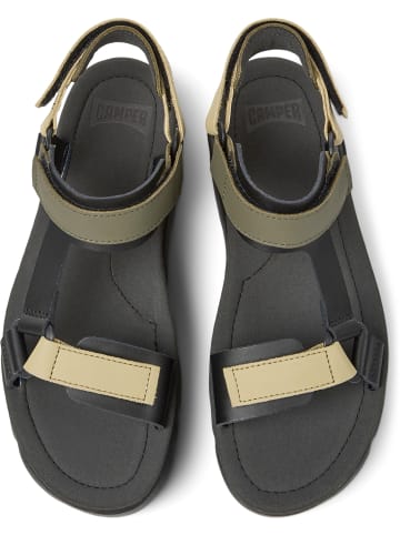 Camper Sandalen " Oruga Up " in Schwarz