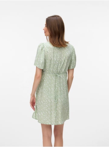 Vero Moda Kleid in Reseda