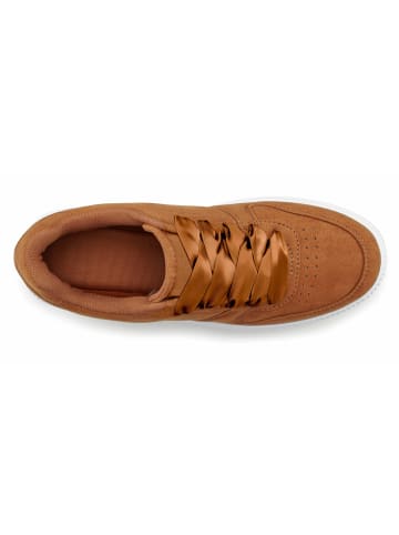 LASCANA Sneaker in camelfarben