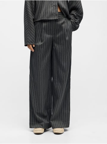 Object Hose in Ultimate Grey