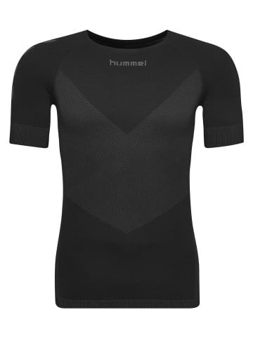 Hummel Hummel T-Shirt Hummel First Herren in BLACK