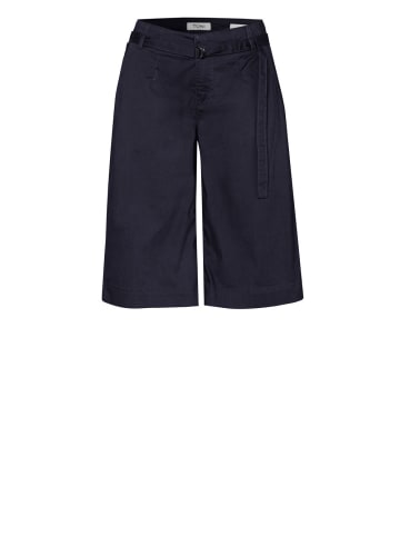 Toni Hose Liv in marine