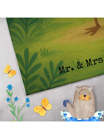 Mr. & Mrs. Panda Handtuch Flamingo Yoga Design ohne Spruch in Weiß