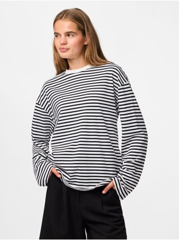 Pieces Oberteil mit langen Ärmeln in Cloud Dancer