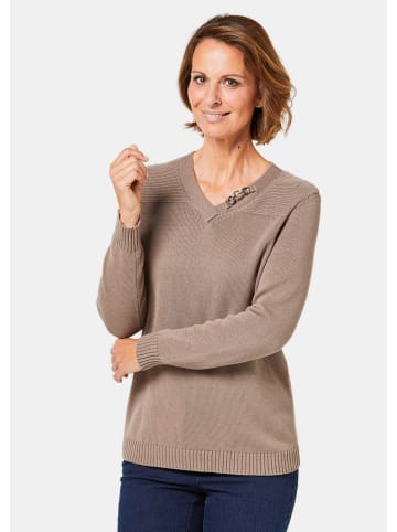 GOLDNER Pullover V-Pullover mit Schmuckelement in taupe