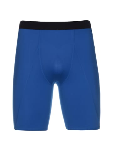 Umbro Trainingsshorts Core Power in blau / schwarz