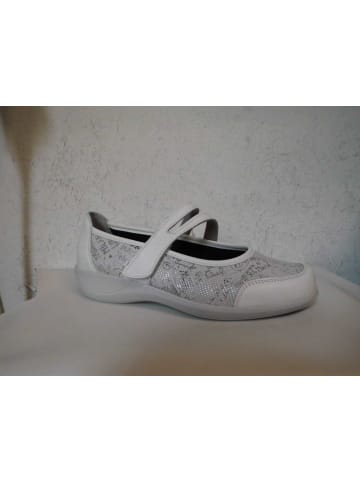 Stuppy Ballerina in weiß