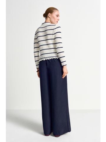 Rich & Royal Strickjacke mit Schlingenfransen in Pearl White