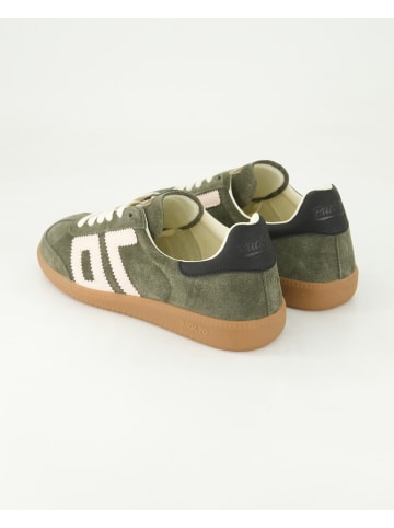 Back 70 Sportliche Schnürschuhe in Grün