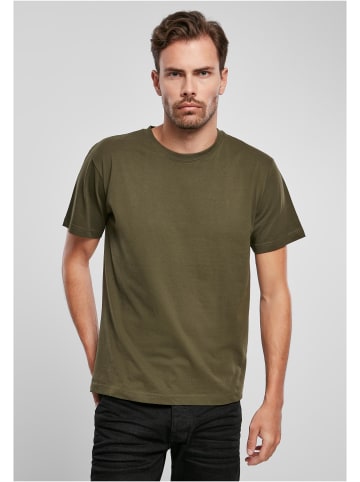 Brandit T-Shirts in olive