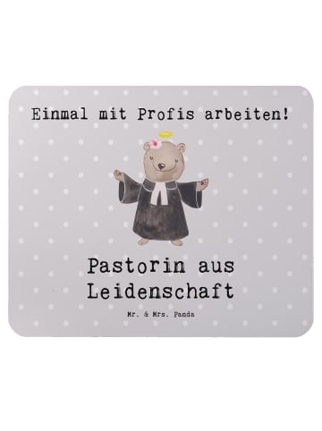Mr. & Mrs. Panda Mauspad Pastorin Leidenschaft mit Spruch in Grau Pastell