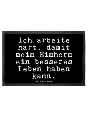 Mr. & Mrs. Panda Fußmatte Ich arbeite hart, damit... mit Spruch in Schwarz