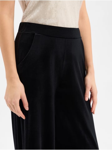 More & More Samthose in schwarz