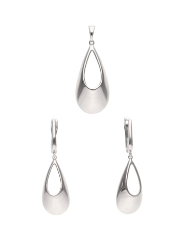 usha WHITE LABEL Women Jewelry Set With Earrings And Pendant in Silver
