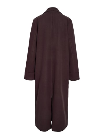 Noisy may Mantel in Chocolate Plum