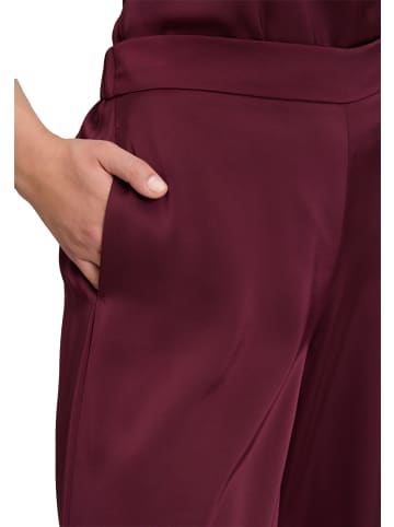 Vera Mont Hose in aubergine