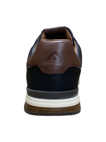Ambitious Sneaker Low in Blau
