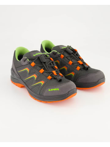 LOWA Outdoor Schuhe in Grau