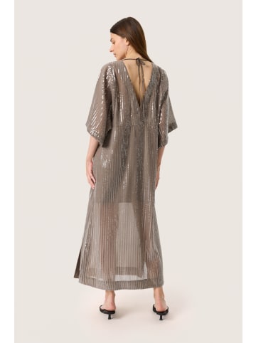 Soaked in Luxury Kleid SLNanina Gerade Passform in Morel