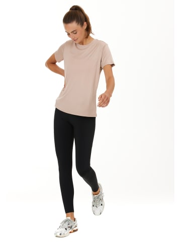 Endurance T-Shirt Keily in 1136 Simply Taupe