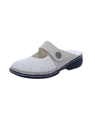 Finn Comfort Clog in beige