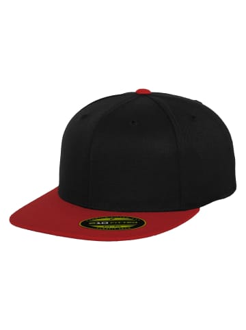  Flexfit  Flexfit 210 Fitted in blk/red