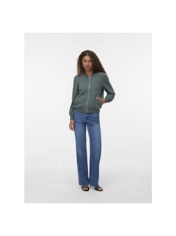 Vero Moda Sweatshirt in Balsam Green