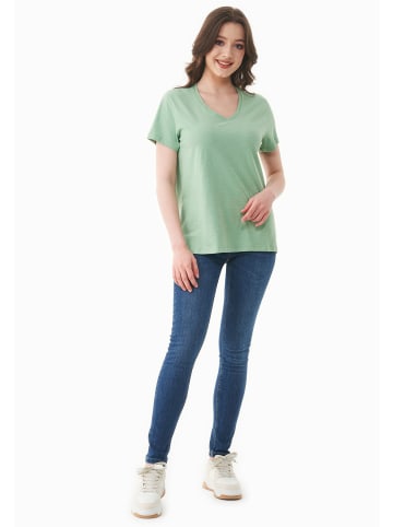 Organication T-Shirt "WCASUAL002" in Matchagrün