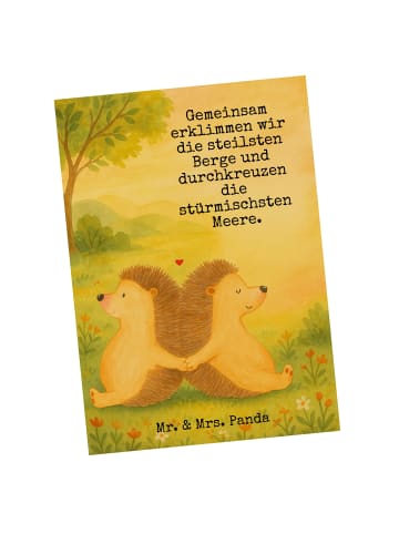 Mr. & Mrs. Panda Postkarte Igel händchenhaltend Design mit Spruch in Weiß
