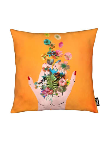 Juniqe Kissen "Frida's Hands" in Bunt & Orange