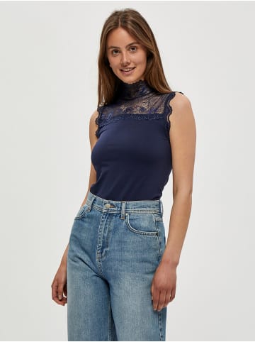 minus Top in Black Iris