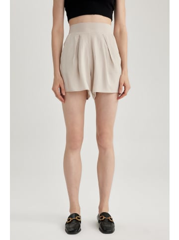 DeFacto Shorts SHORT in Beige