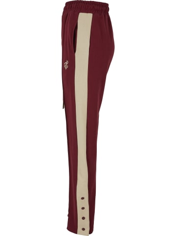 Rocawear Trousers - Sweat in burgundy
