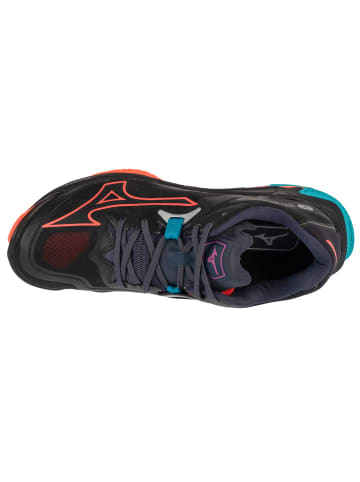 Mizuno Mizuno Wave Lightning Z8 in Schwarz