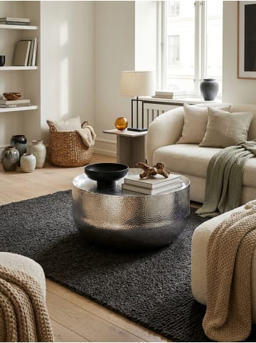 KADIMA DESIGN Wohnzimmertisch Alu | Silber Hammerschlag, 60x60cm, Orientalisch Rund in Silber