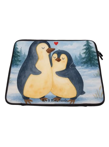 Mr. & Mrs. Panda Laptop Hülle Pinguin umarmen Design ohne Spruch in Weiß