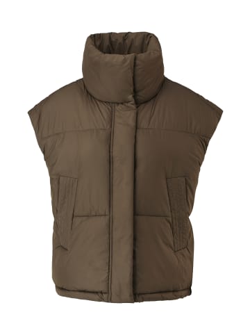 s.Oliver Outdoor-Weste in 7946_olivgrün